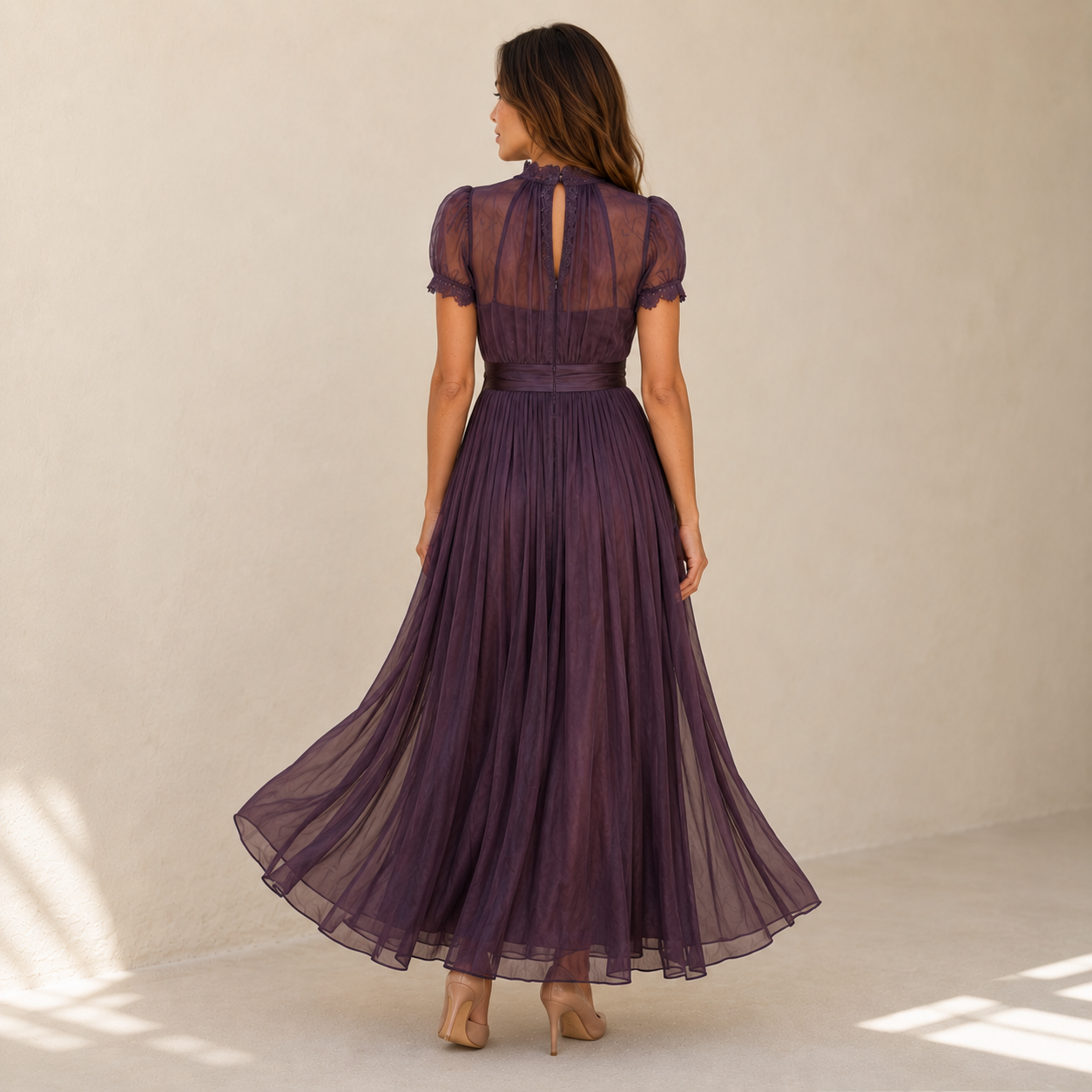 Velance — Chiffon Maxi-Kleid mit Spitzenkragen