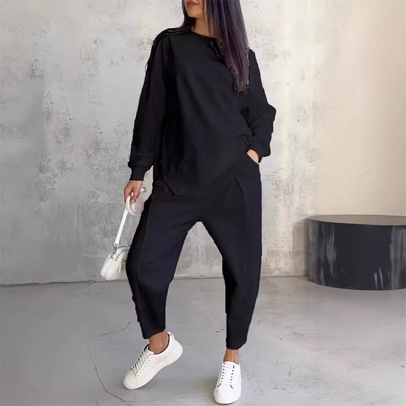 Noemi — Asymmetrisches Saum Sweatshirt & Hose Lounge Set