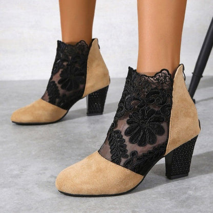 Verlaine — Elegante Spitzen-High-Heels