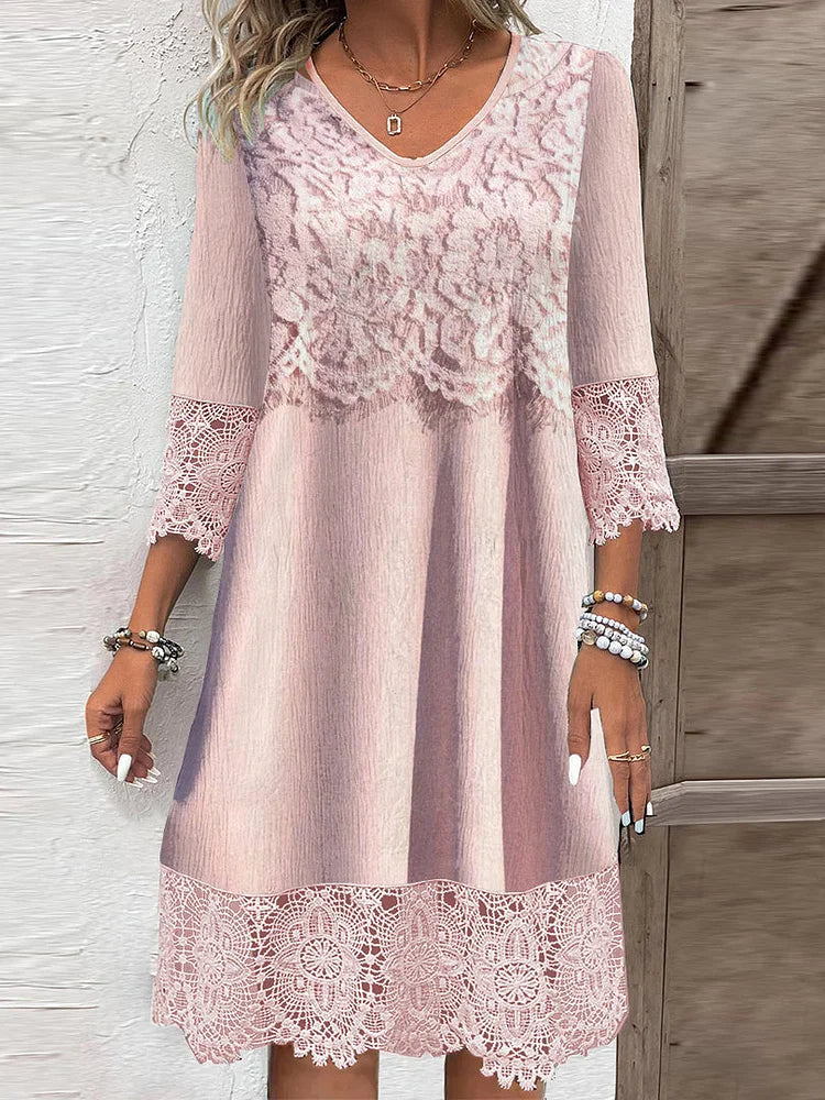 Kim — Spitzen-Patchwork-Kleid mit V-Ausschnitt, Casual-Stil