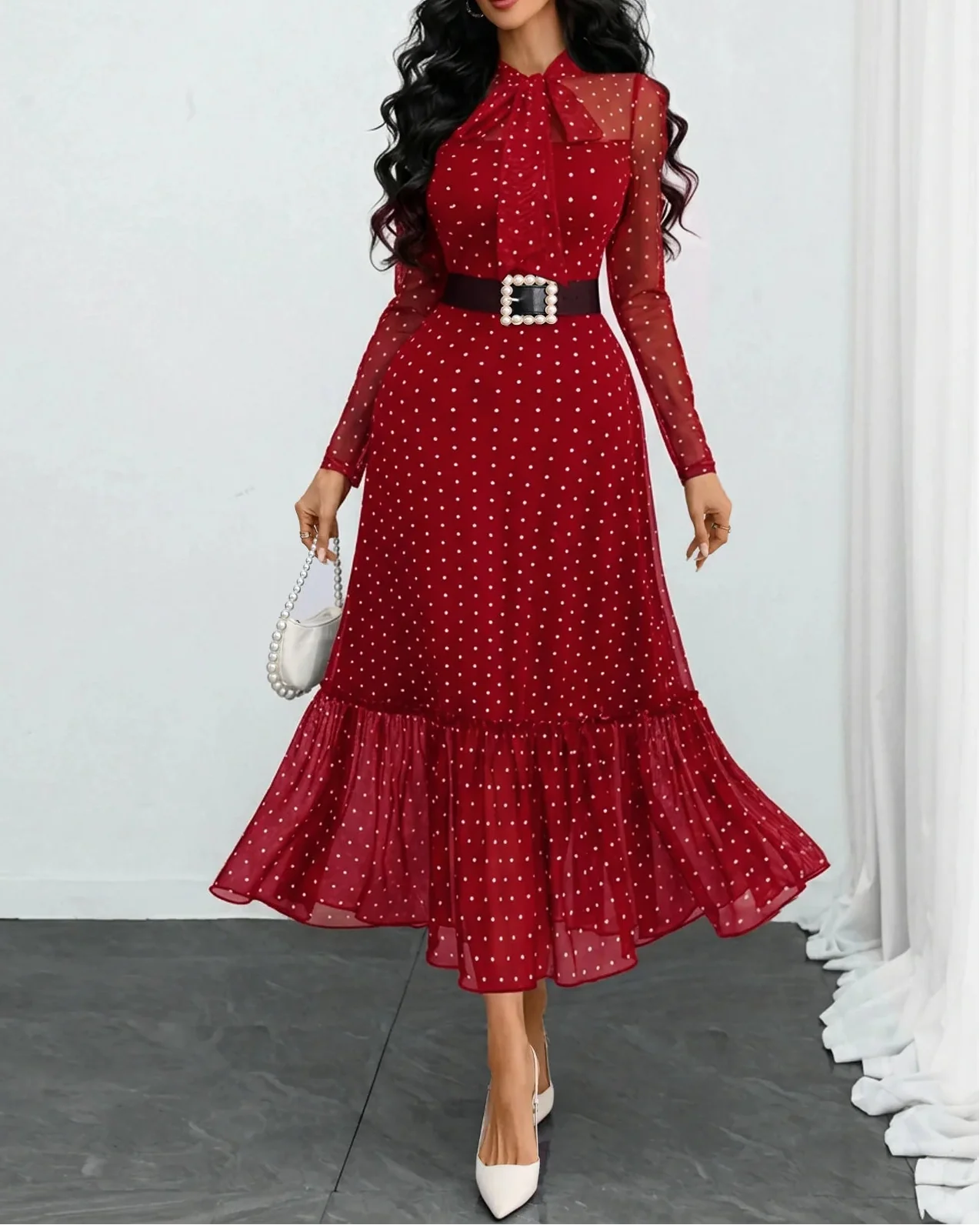Verlanne — Midi-Kleid mit Polka-Dots und Bindekragen