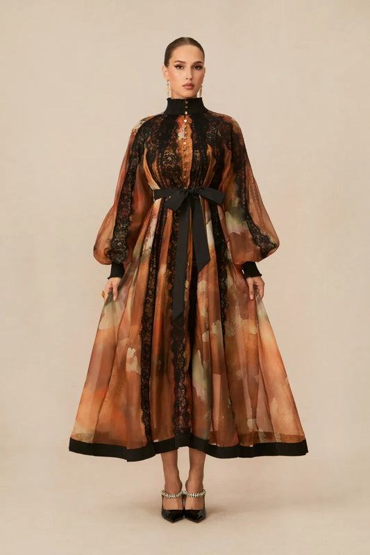 Alluring - Midi-Kleid mit orangenem Spitzenpaneel