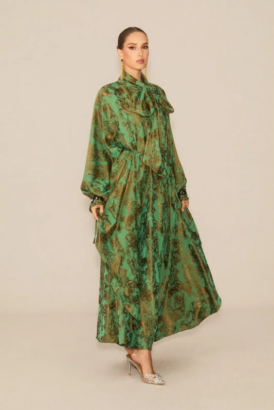 Veldra - Maxikleid in Waldgrün mit Blumenmuster