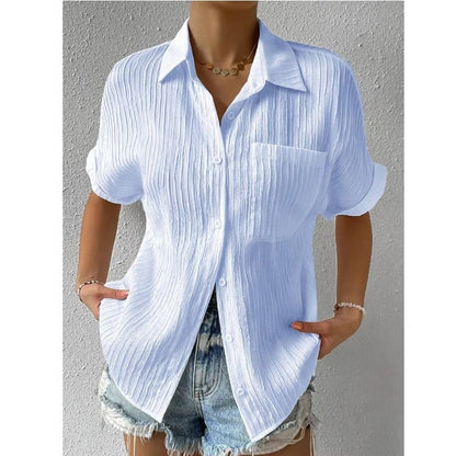 Céline — Bluse mit Hemdkragen und Knopfleiste in lockerer Passform