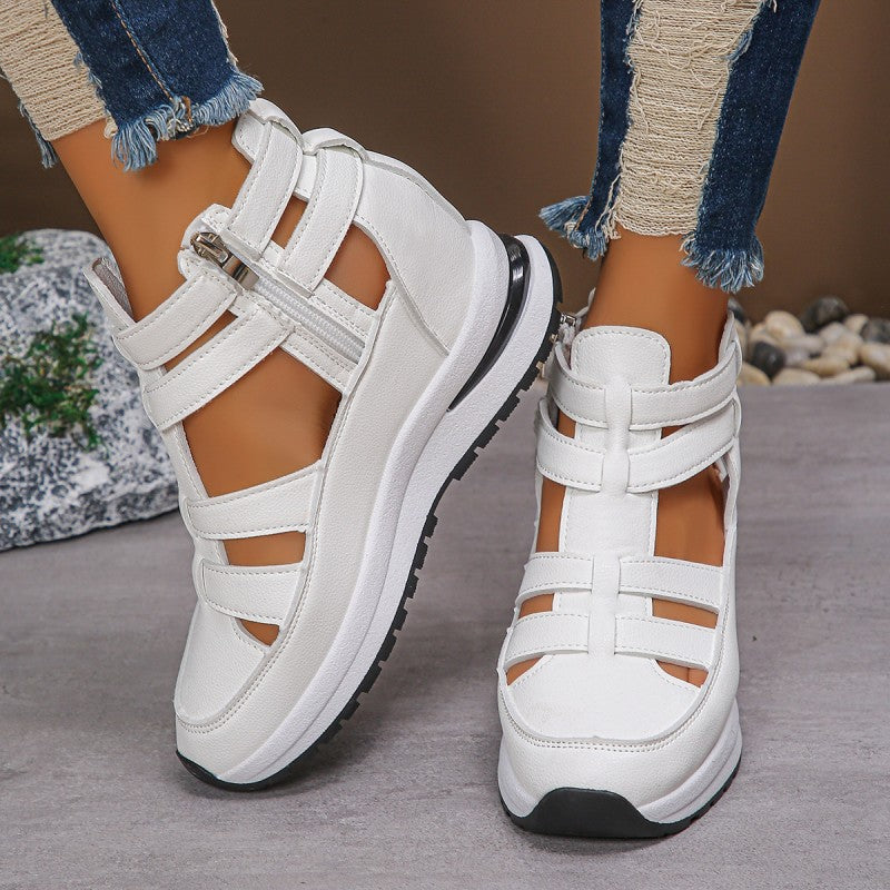 Bequeme, leichte Keilsandalen mit seitlichem Reißverschluss