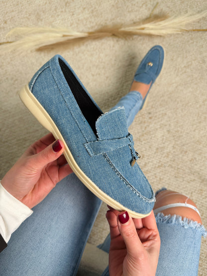 Verona — Denim Slipper mit goldenen Details