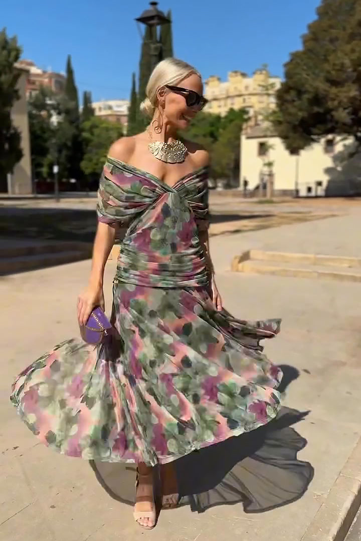 Elin — V-Ausschnitt Maxikleid mit tailliertem Schnitt