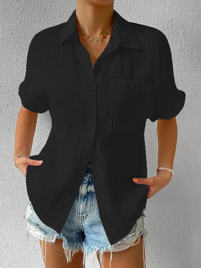 Céline — Bluse mit Hemdkragen und Knopfleiste in lockerer Passform