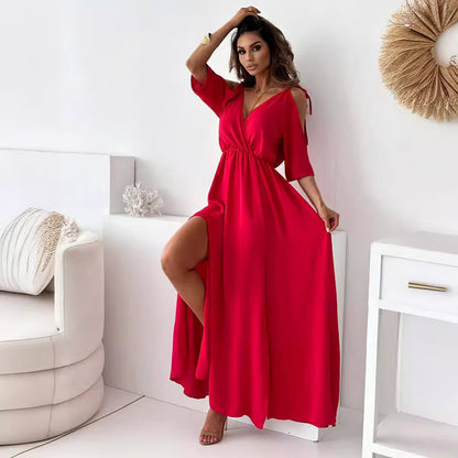 Velvara — Silhouette Hochtailliertes Maxikleid