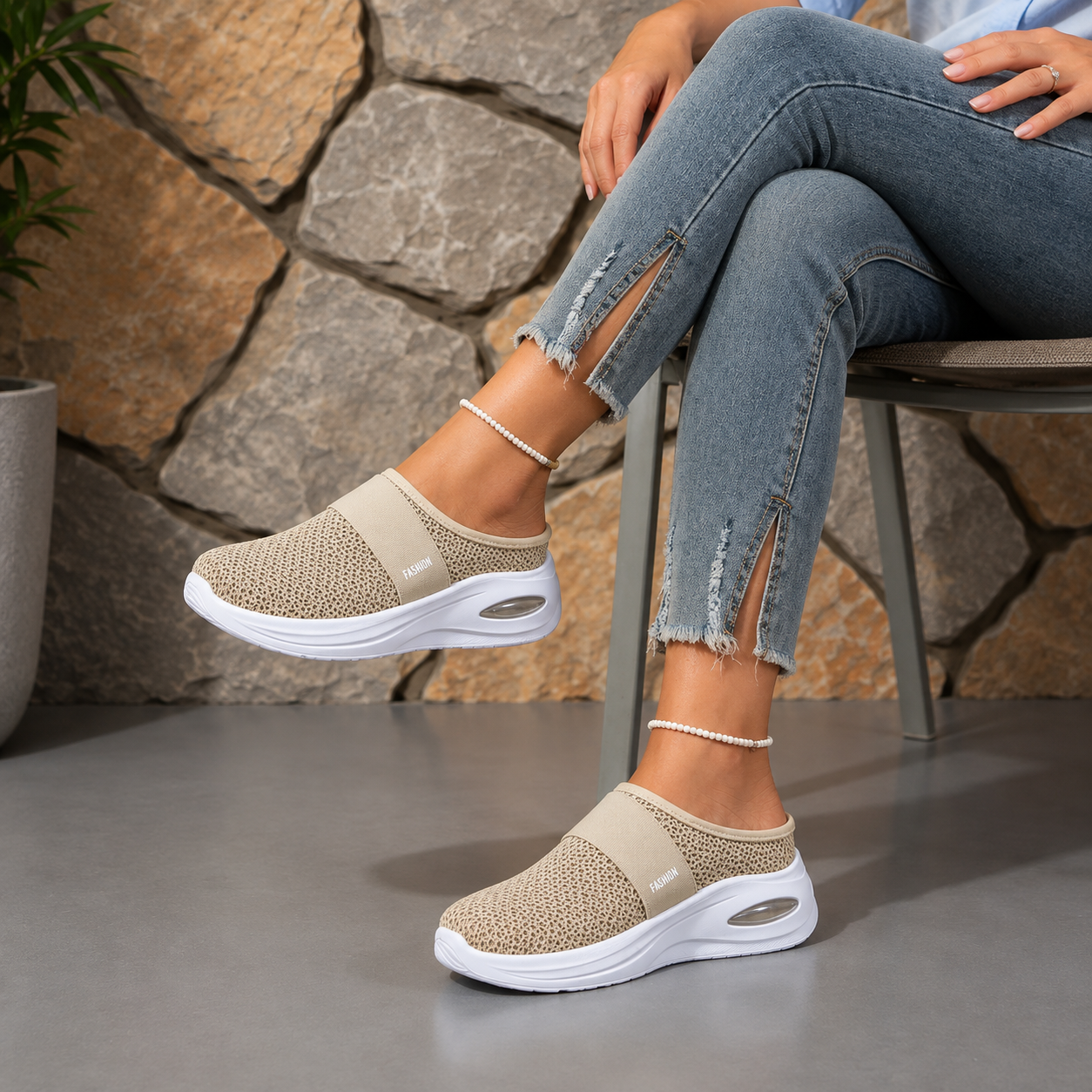 Delisara — Slip-On-Sneaker mit Luftpolster