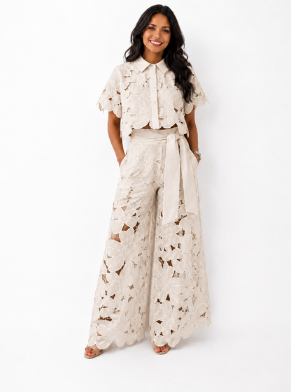 Isabela — Spitzengestickte Bluse & Hosen-Set