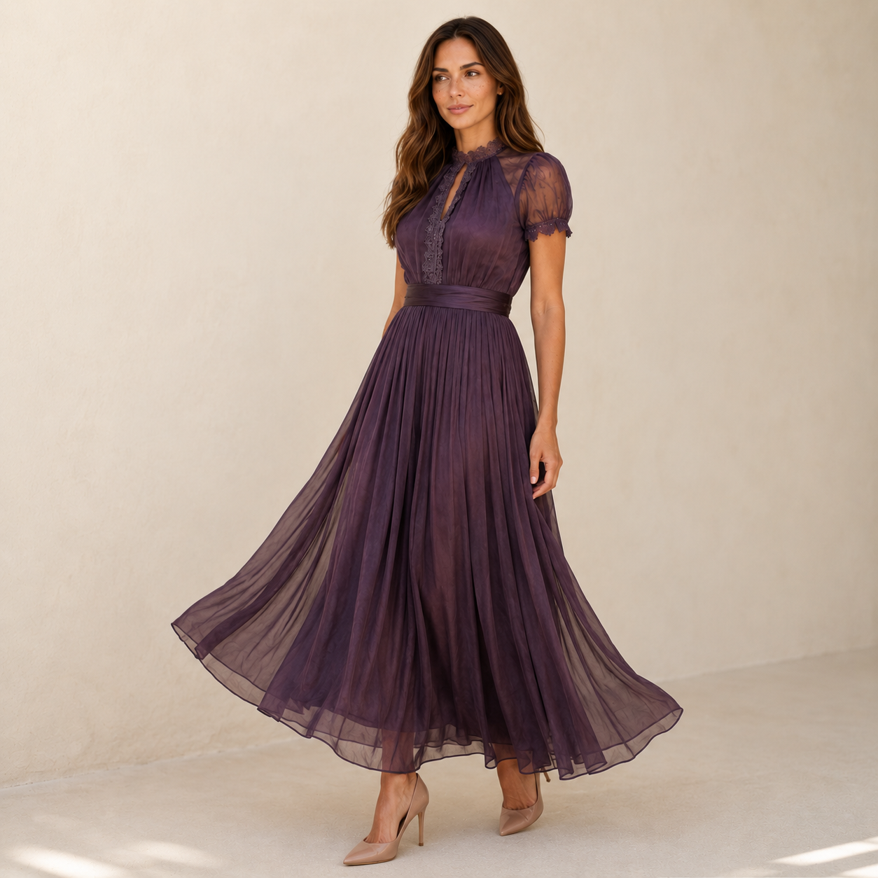 Velance — Chiffon Maxi-Kleid mit Spitzenkragen
