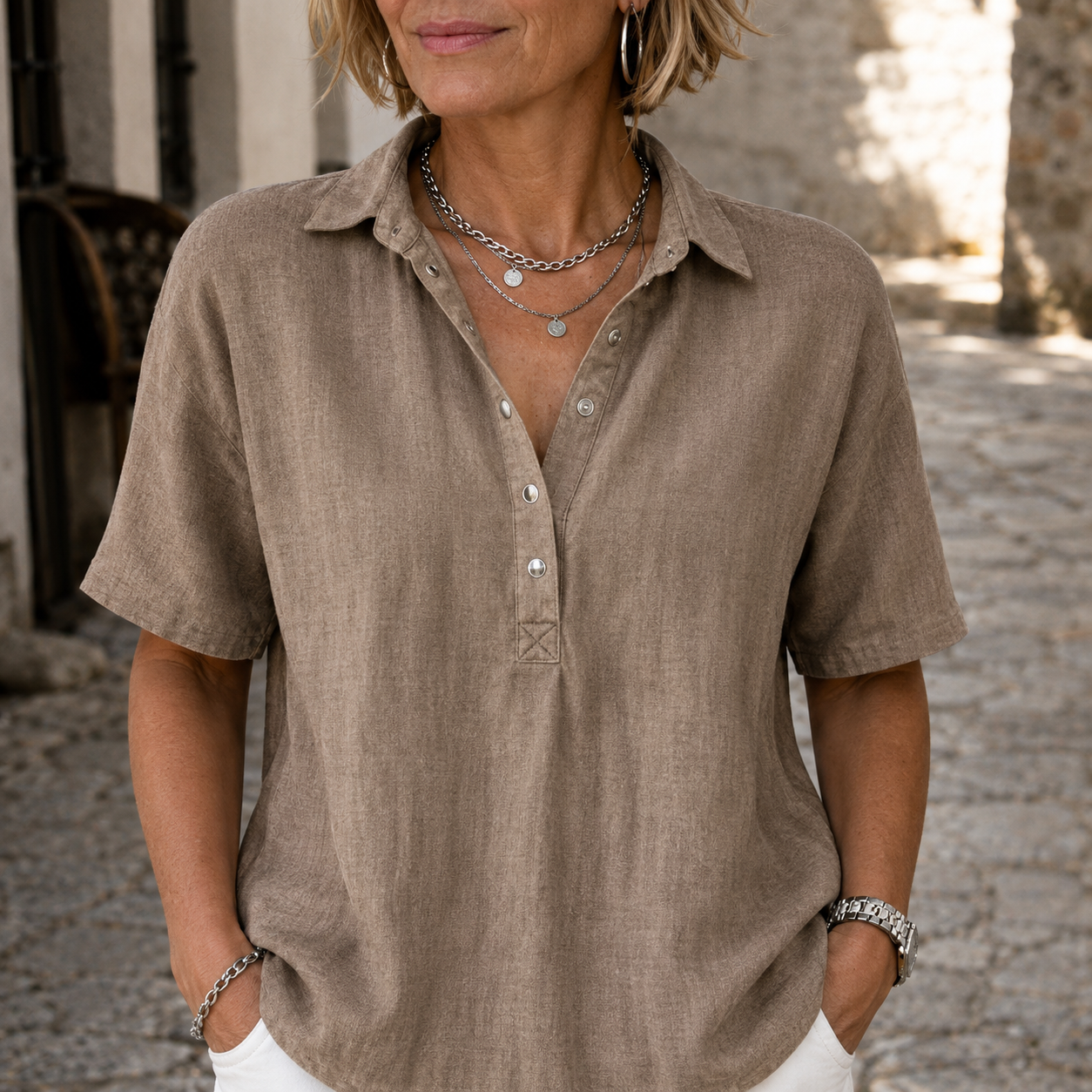 Vera — Bluse im Leinen-Stil mit Kragen