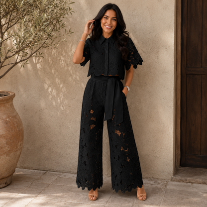 Isabela — Spitzengestickte Bluse & Hosen-Set