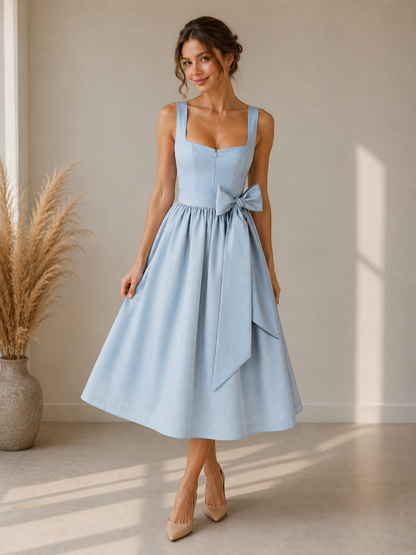 Lena Dirndl — Blau Herz-Ausschnitt Mini