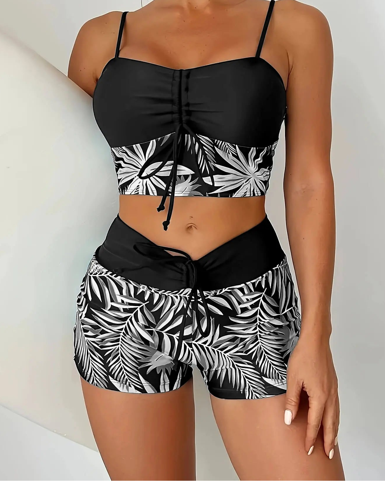 Marielune — Highwaist Bikinihose im Shorts-Stil, Zweiteiler