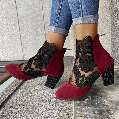 Verlaine — Elegante Spitzen-High-Heels