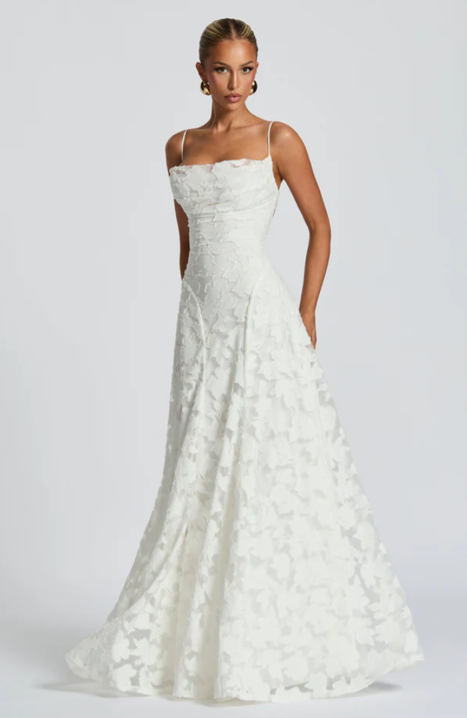 Sofia — Spitzen-Maxikleid