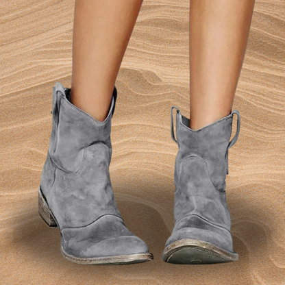 Carlotta — Wildleder Stiefeletten für Frauen
