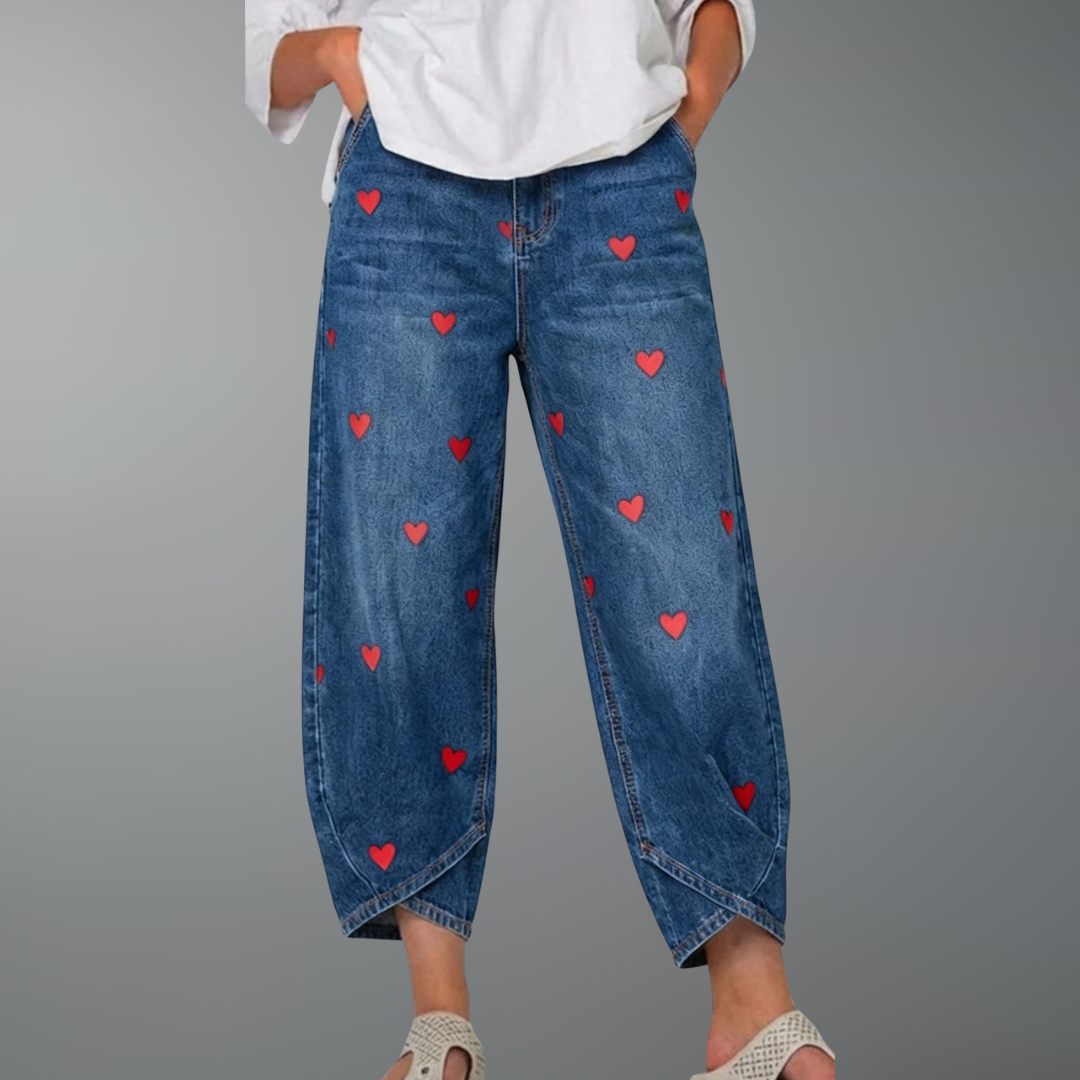 Delvène – Knöchelhohe Jeans mit Herzprint
