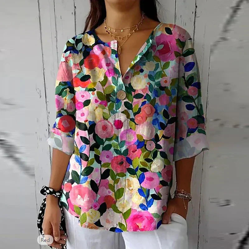 Blumenbluse aus leichtem Stoff