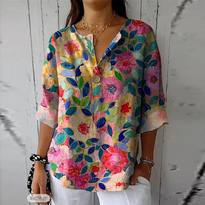 Blumenbluse aus leichtem Stoff