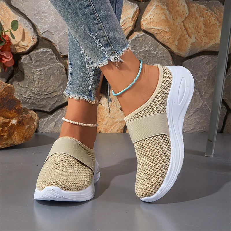 Delisara — Slip-On-Sneaker mit Luftpolster