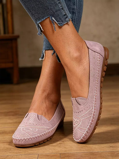 Odélia — Retro-Slip-On-Flats mit Lochmuster