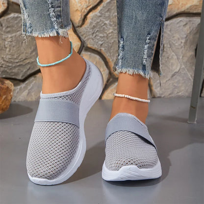 Delisara — Slip-On-Sneaker mit Luftpolster
