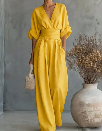 Daniela — V-Ausschnitt Jumpsuit mit weitem Bein