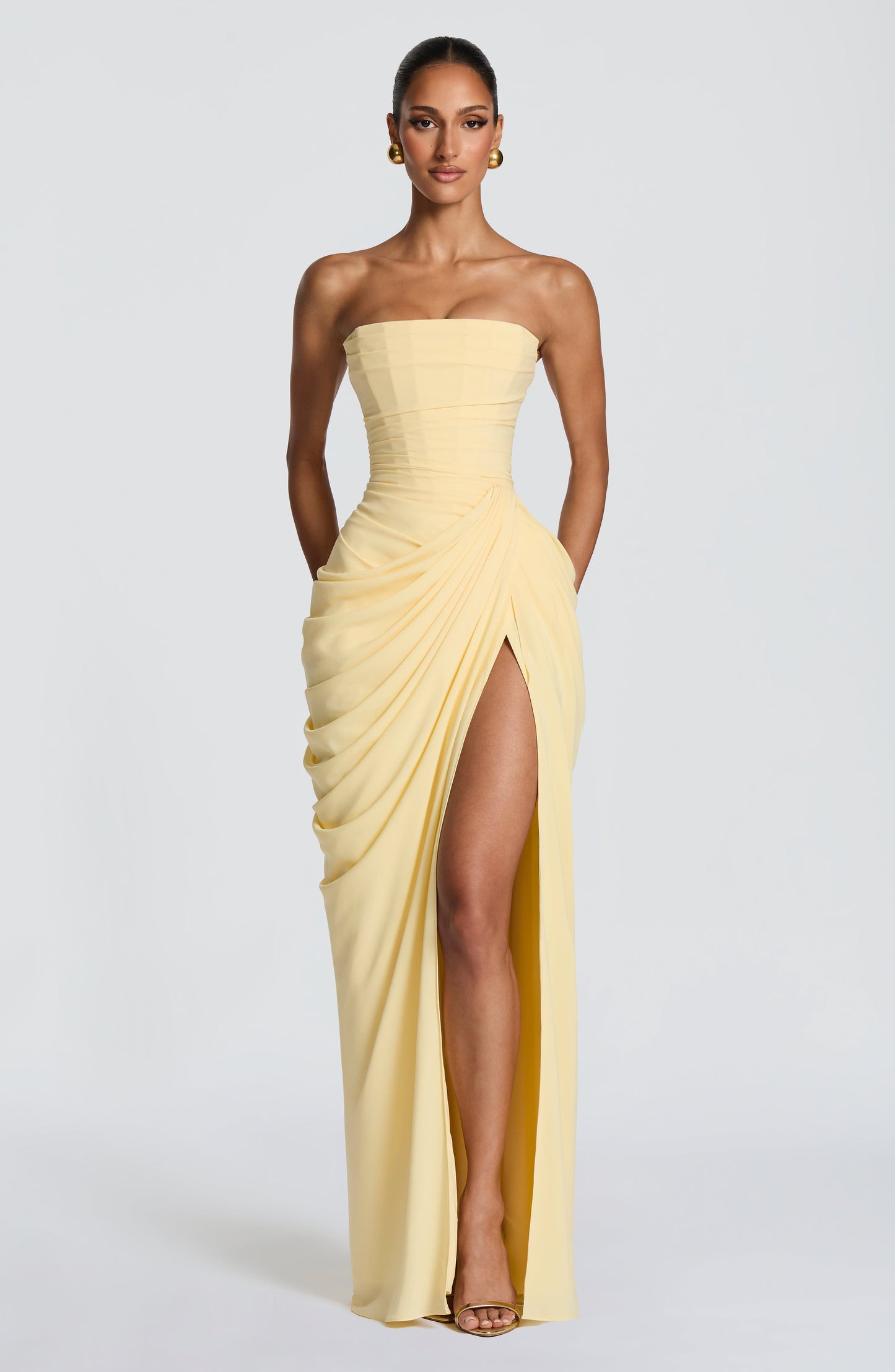 Lonz  —  Skulptiertes Plunge Maxi-Kleid