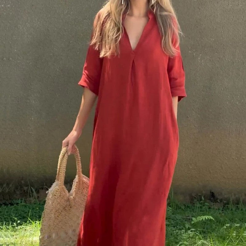 Isabeau — Midi-Kleid mit V-Ausschnitt und Schlitz