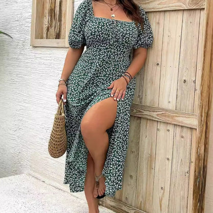 Fleurance — Kurzärmliges Blumenkleid mit Schlitz