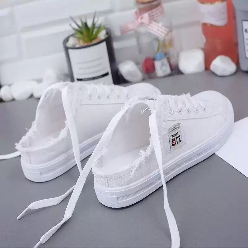 Denimule — Ausgefranster Denim Slip-On Sneaker