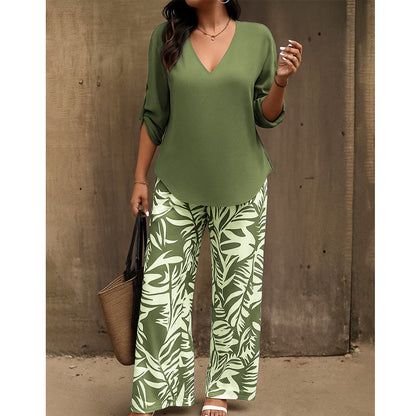 Amarielle — V-Ausschnitt Bluse & Bedrucktes Weites-Bein-Hose Set