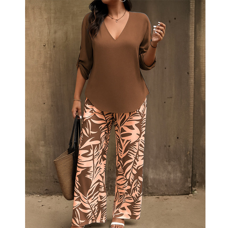 Amarielle — V-Ausschnitt Bluse & Bedrucktes Weites-Bein-Hose Set