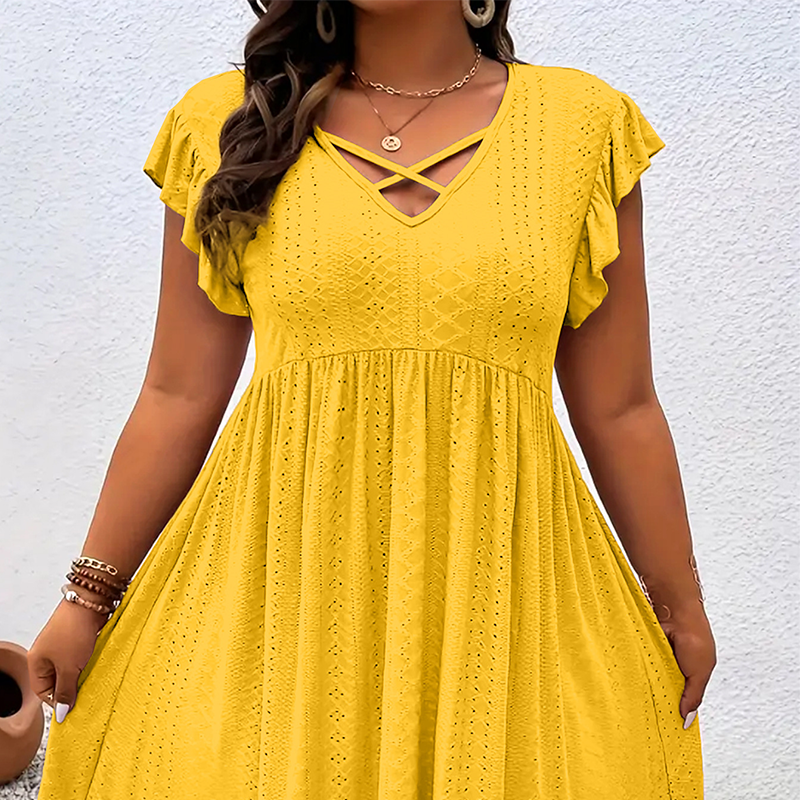 Adorine — V-Ausschnitt Kleid mit Rüschensaum und Taillierung