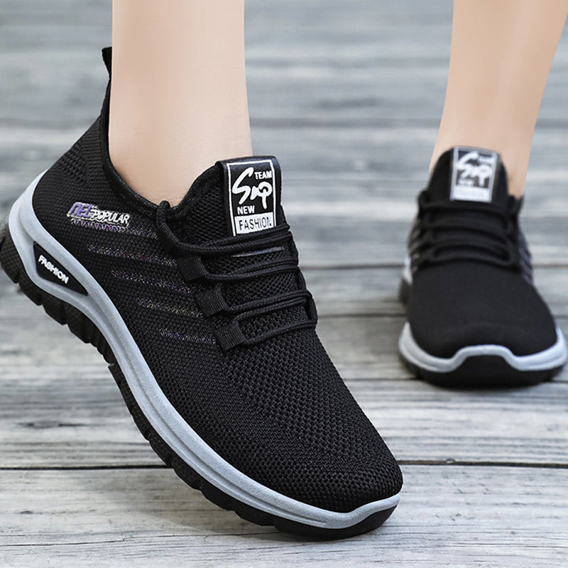 Aurellis — Atmungsaktive, gepolsterte Slip-On Sneakers