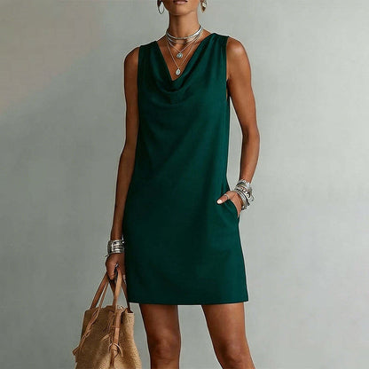 Solenari — Slim-Fit Kleid mit Kapuze